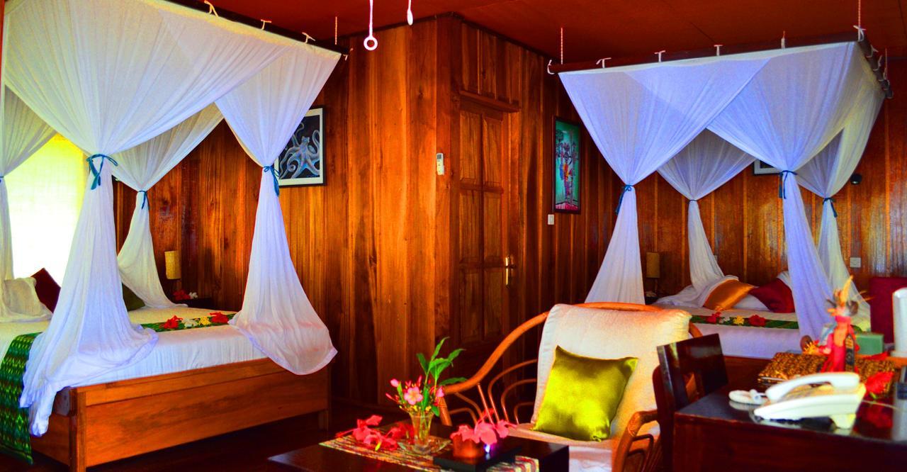 Kungkungan Bay Resort Bitung Екстериор снимка