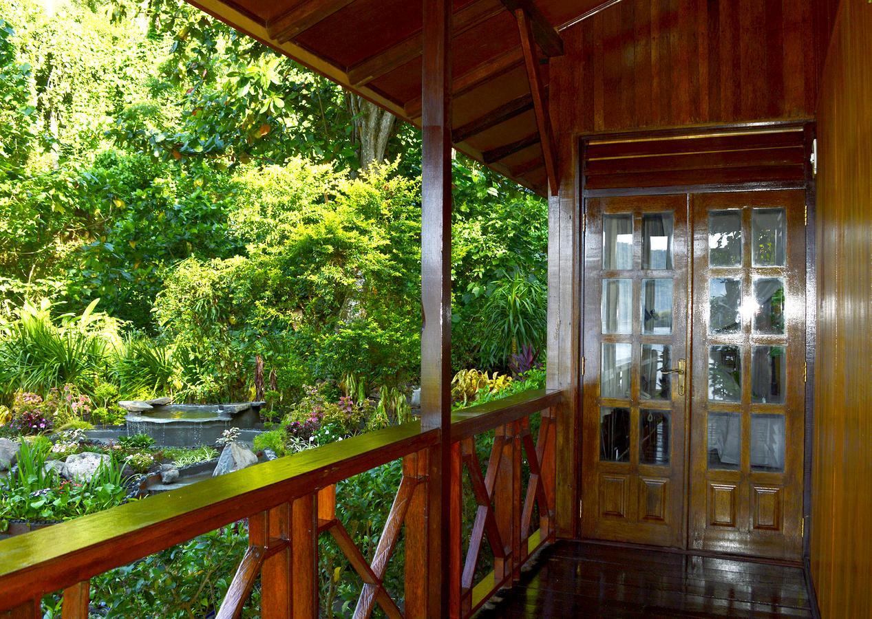 Kungkungan Bay Resort Bitung Екстериор снимка