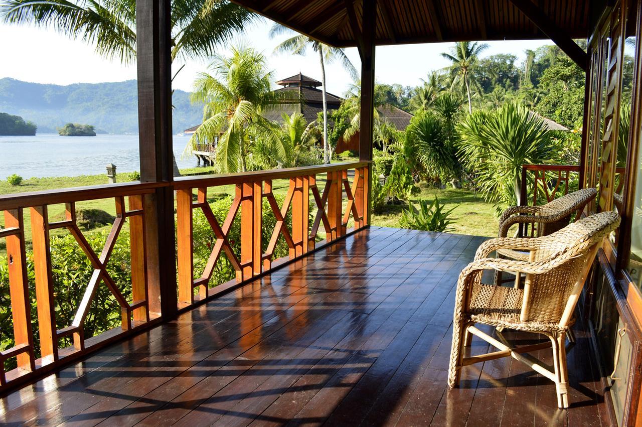 Kungkungan Bay Resort Bitung Екстериор снимка